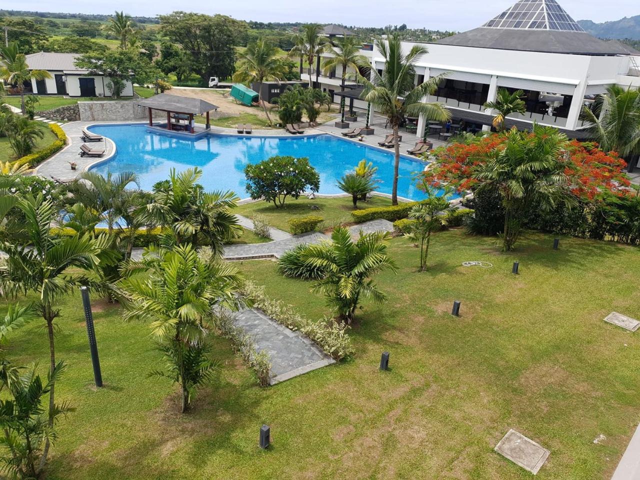 Nasau Resort & Villas Nadi Exteriör bild